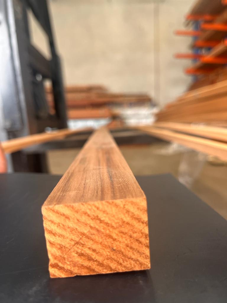 WESTERN RED CEDAR 40 x 30mm DAR (Price per linear metre)