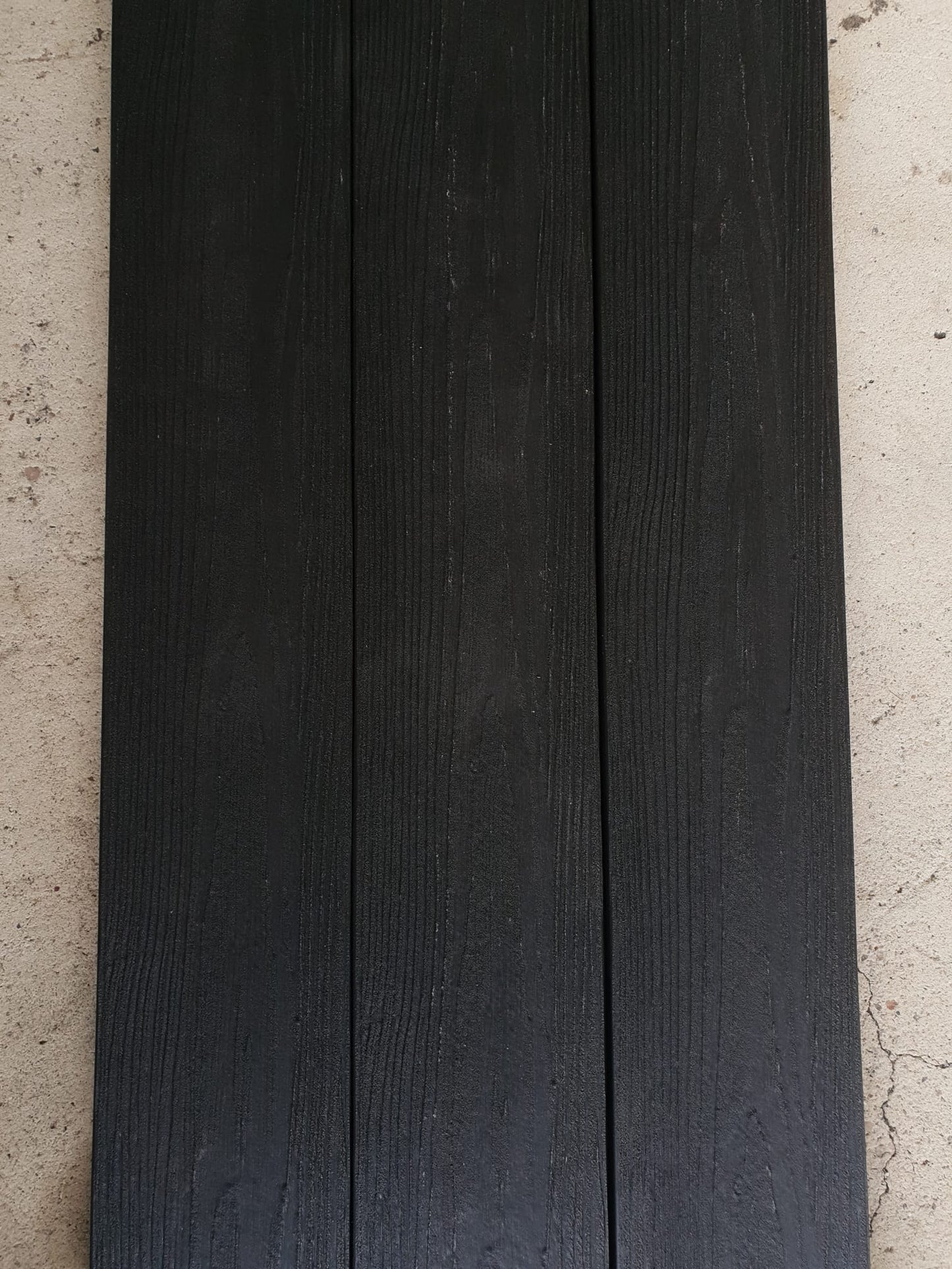 Eva Last I Series 138x25mm Composite Decking Baltic Nero (5.4m)