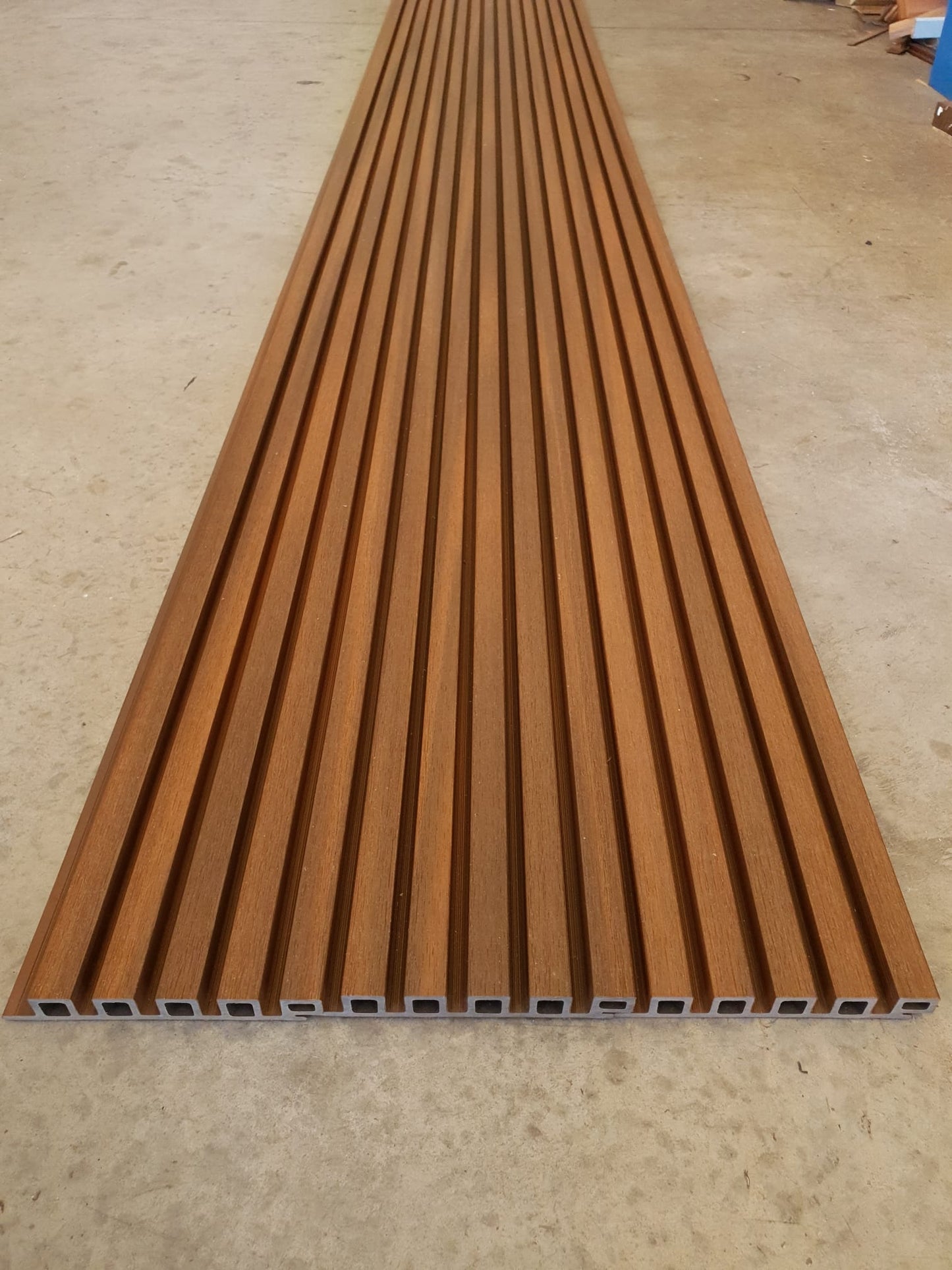 Newtechwood Castellation Cladding 25 Rib 196 x 25mm (5.4m)